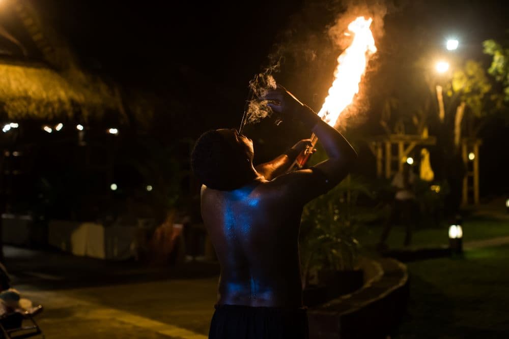 Feuerkünstler hero