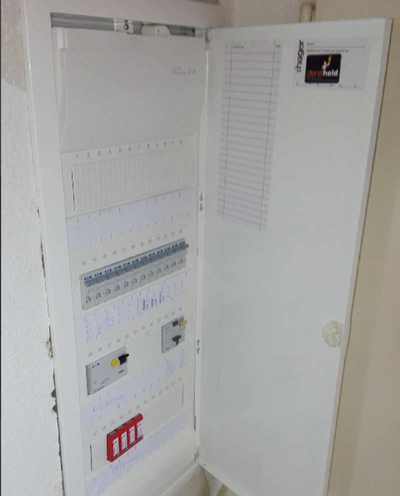 user-upload/business/work-media/58nxx2hxkwk0wcfrrrdt_dienstheld-gmbh-elektriker-karlsruhe.png